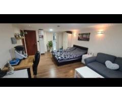 Large double room with ensuite