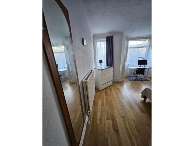 Duza dwójka na SO155LB przy Winchester road - 4