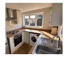 2/3 Bed House do wynajecia w Southampton - Image 2