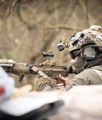 Posłowie ostrzegają: Wielka Brytania nie ma planu obrony przed inwazją