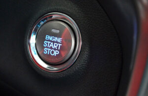 Urządzenia do kradzieży samochodów bezkluczykowych sprzedawane w Internecie za 20 tys. funtów