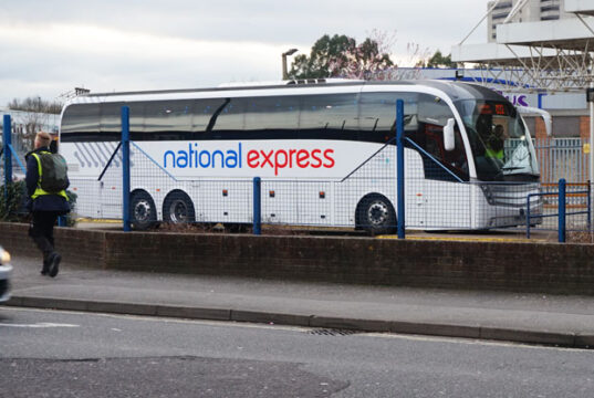 National Express tnie zatrudnienie w ramach działań oszczędnościowych